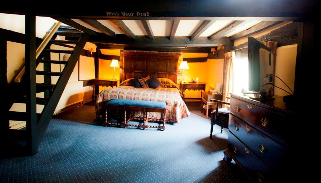The Old Black Lion Hay-On-Wye Εξωτερικό φωτογραφία