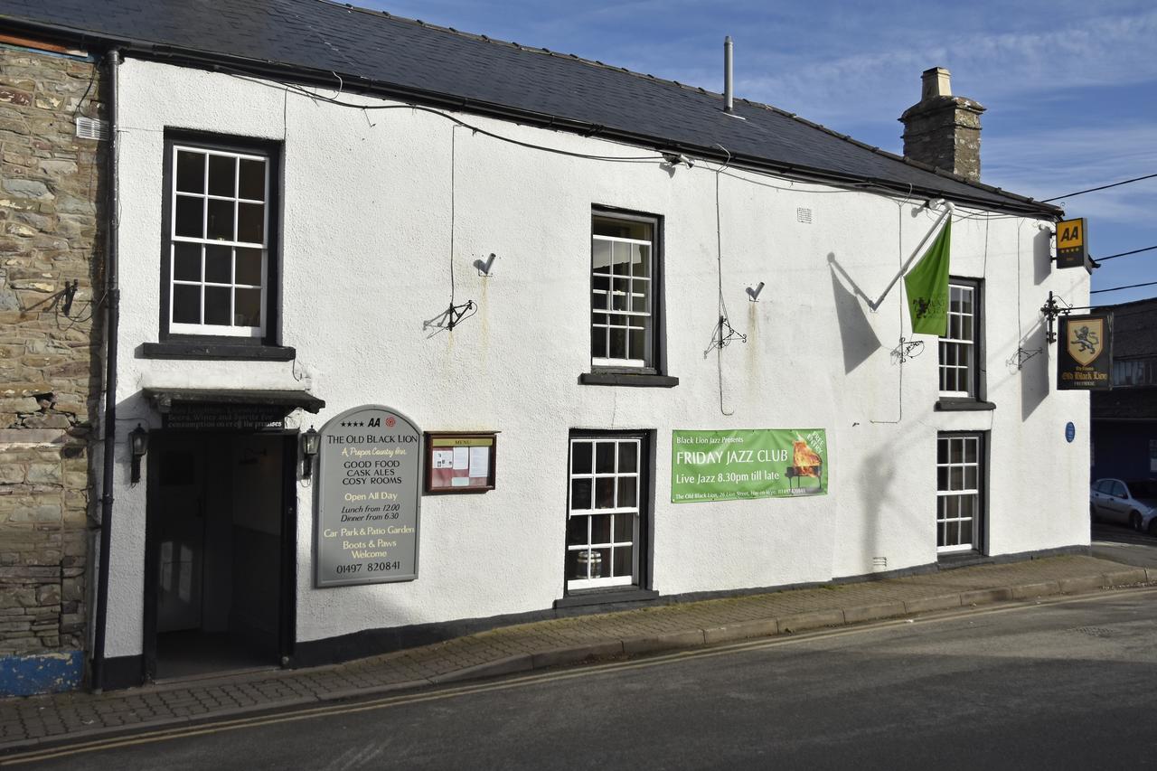 The Old Black Lion Hay-On-Wye Εξωτερικό φωτογραφία
