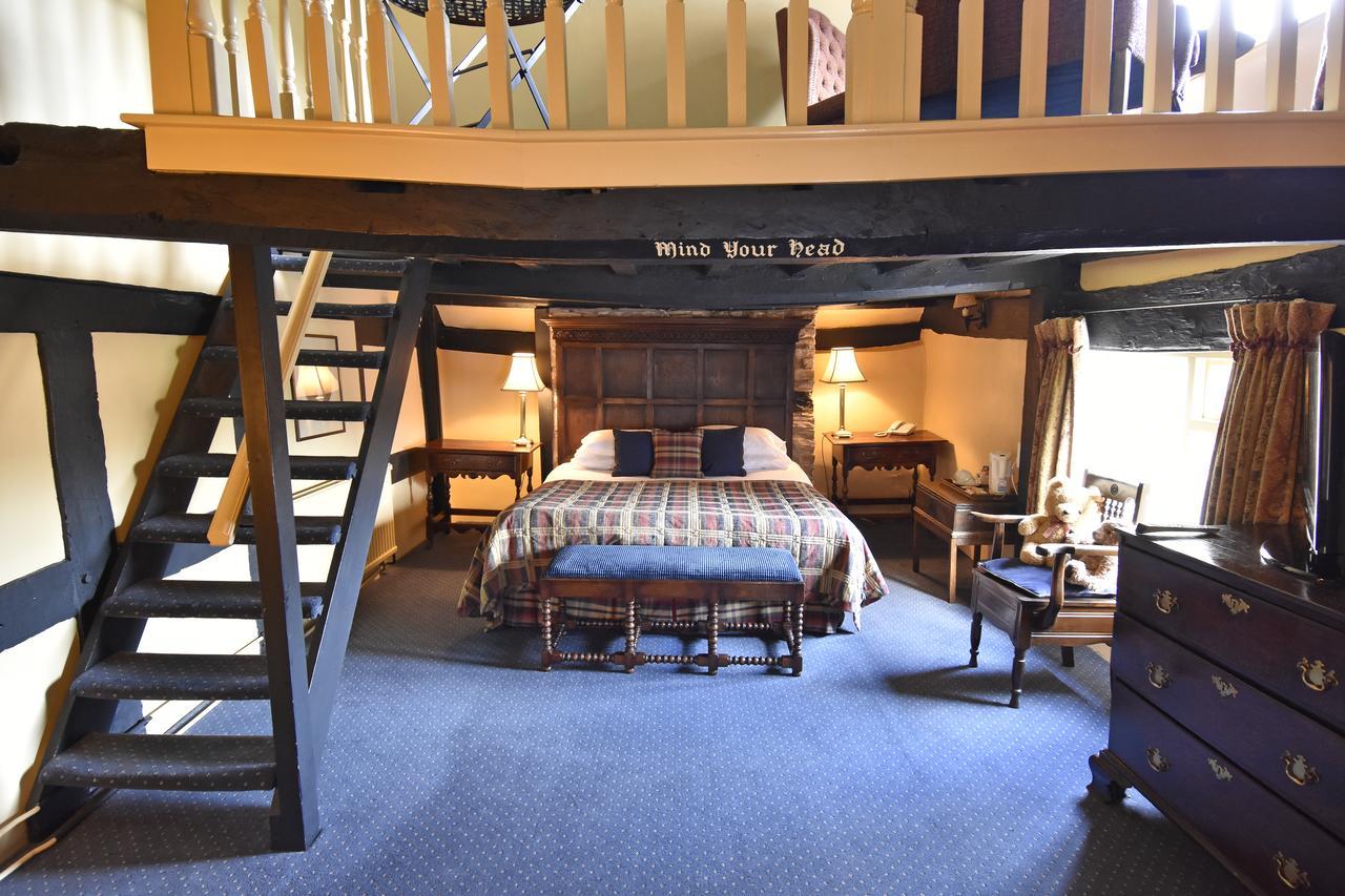 The Old Black Lion Hay-On-Wye Εξωτερικό φωτογραφία